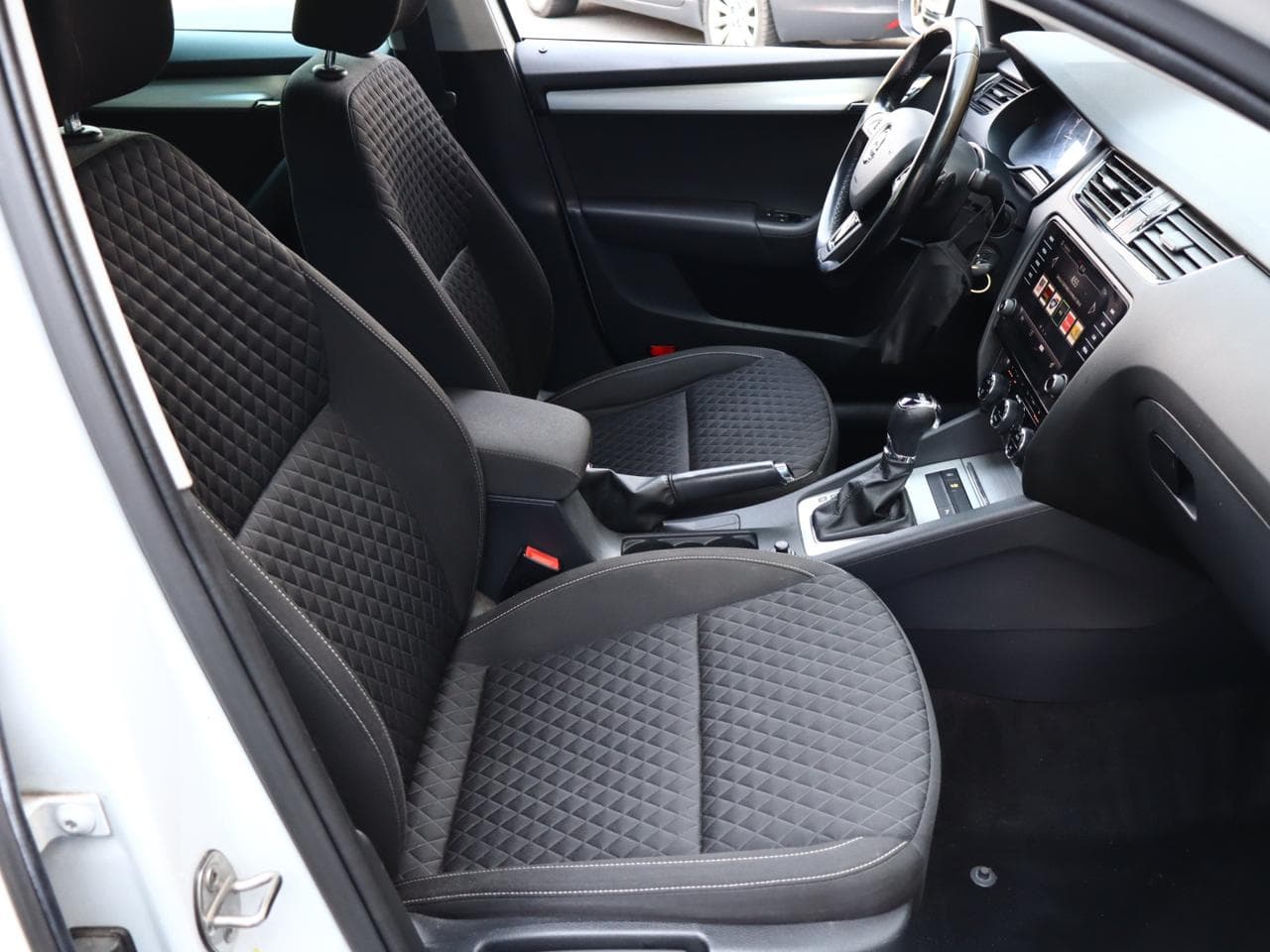 2017 Škoda OCTAVIA - 10