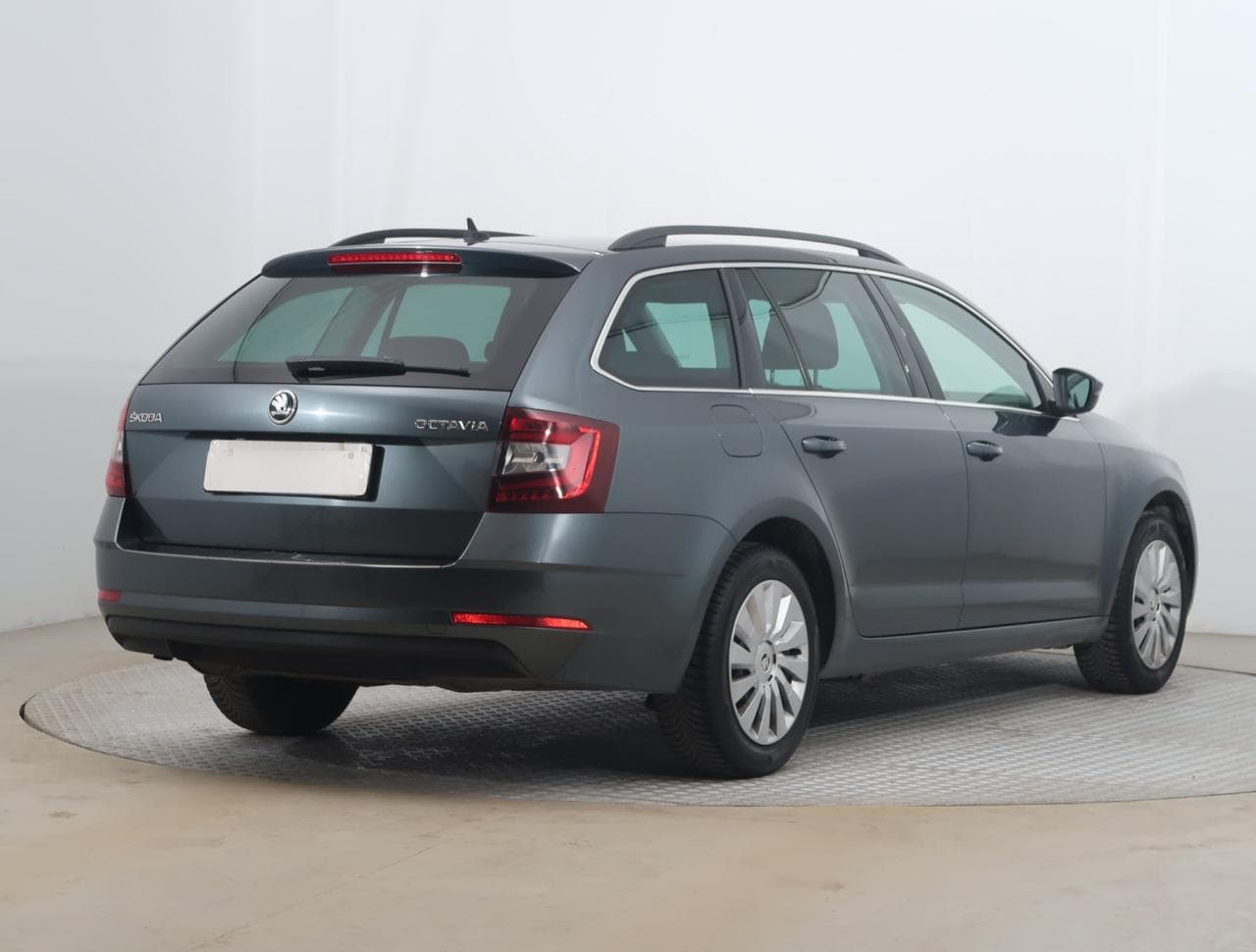 2018 Škoda Octavia - 13
