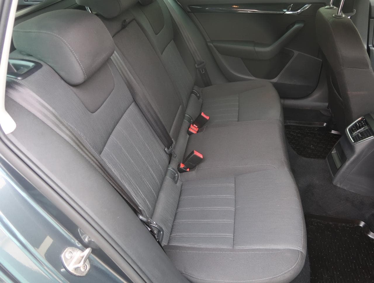 2018 Škoda Octavia - 25