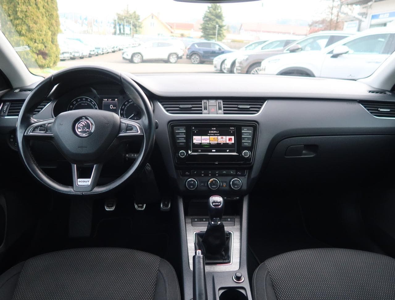 2016 Škoda Octavia - 19