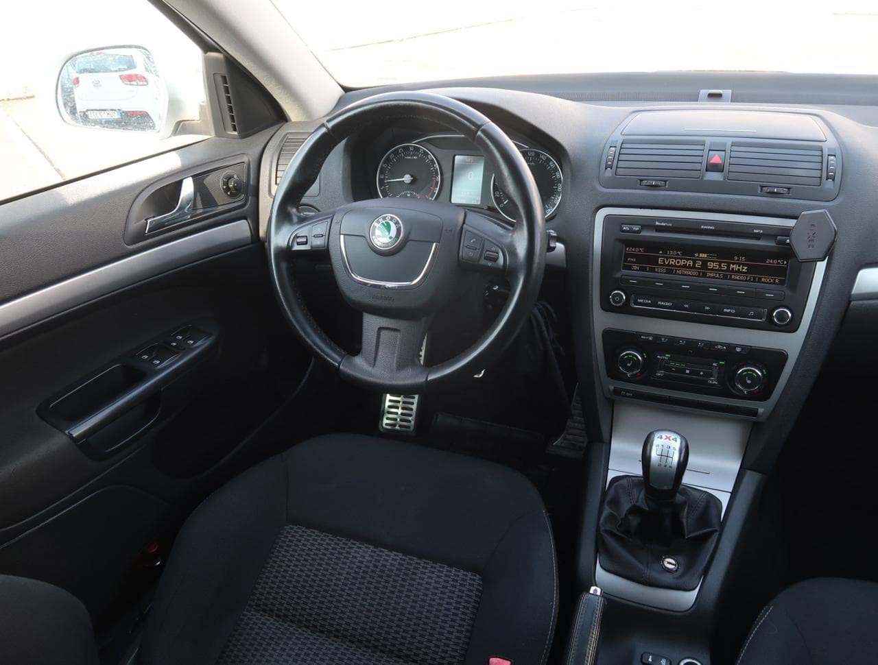 2010 Škoda OCTAVIA - 9