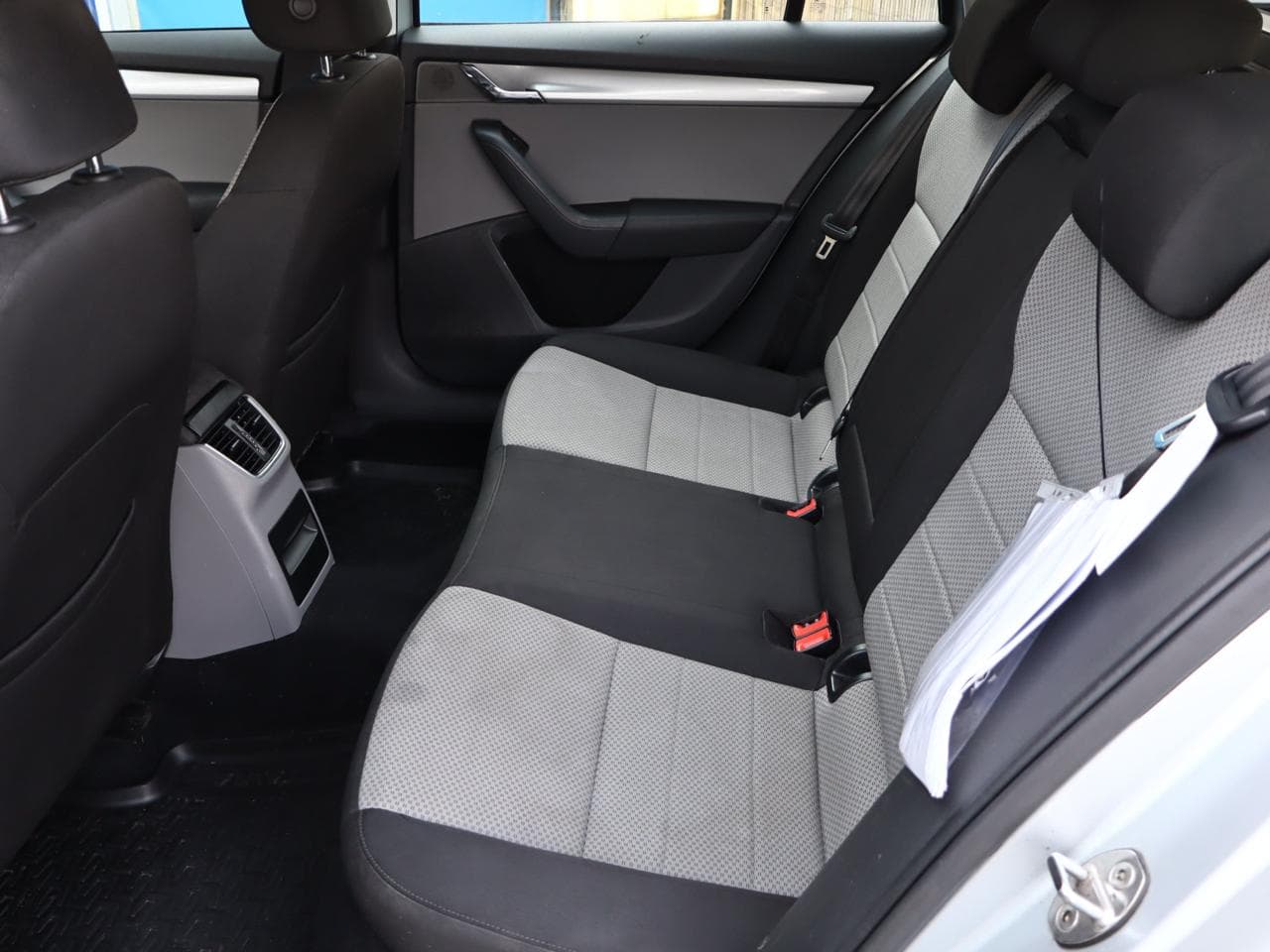 2015 Škoda Octavia - 25