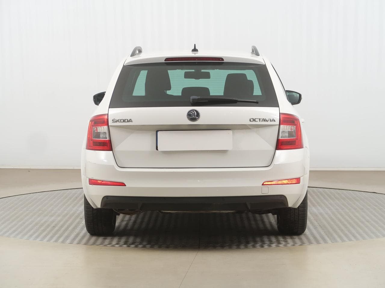 2013 Škoda Octavia - 11