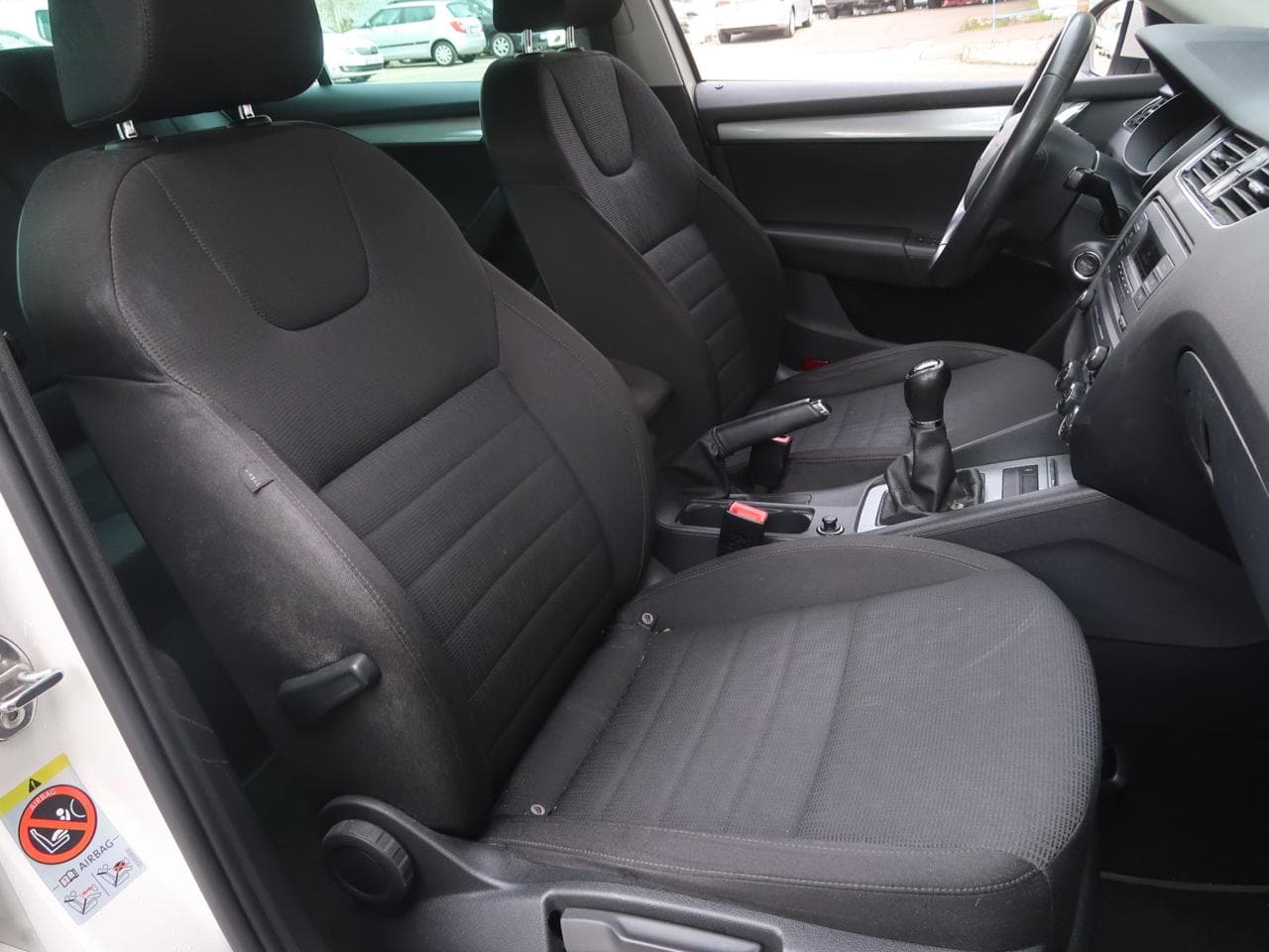 2013 Škoda Octavia - 23