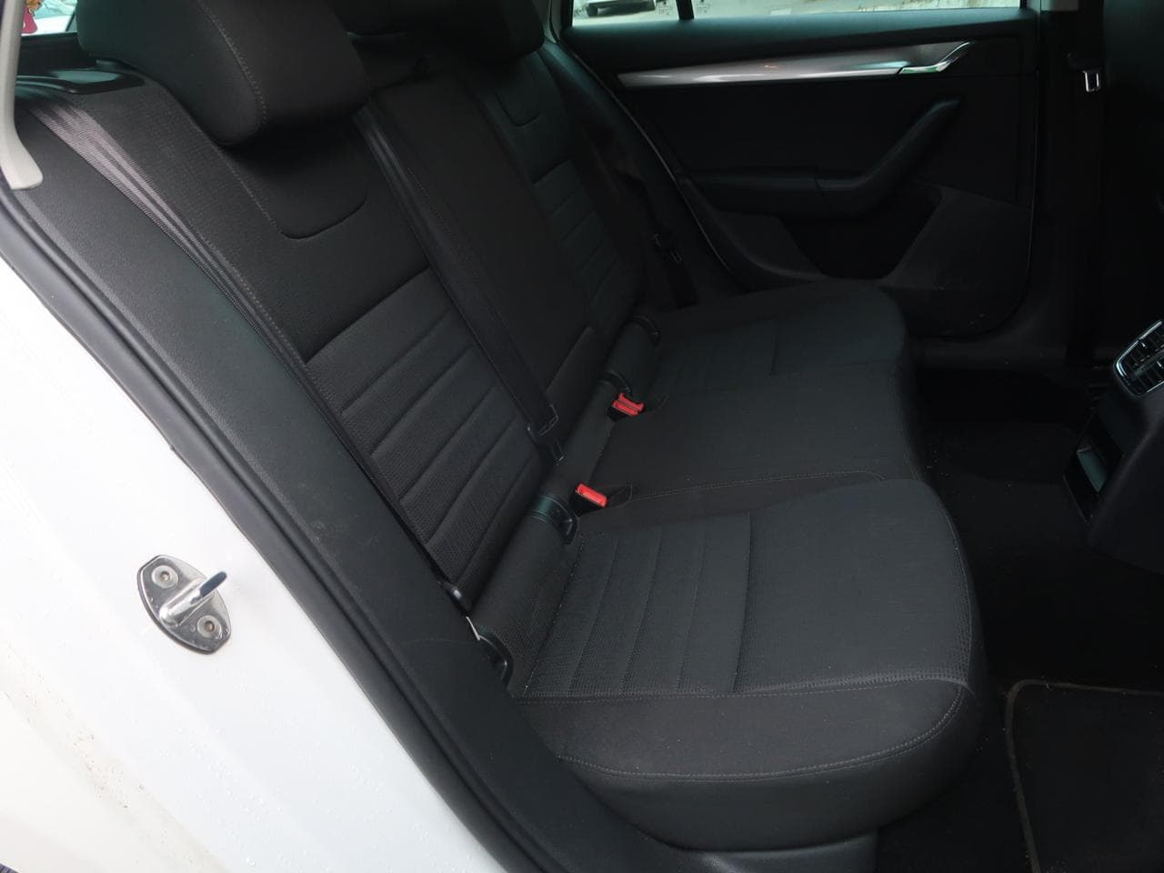 2013 Škoda Octavia - 25