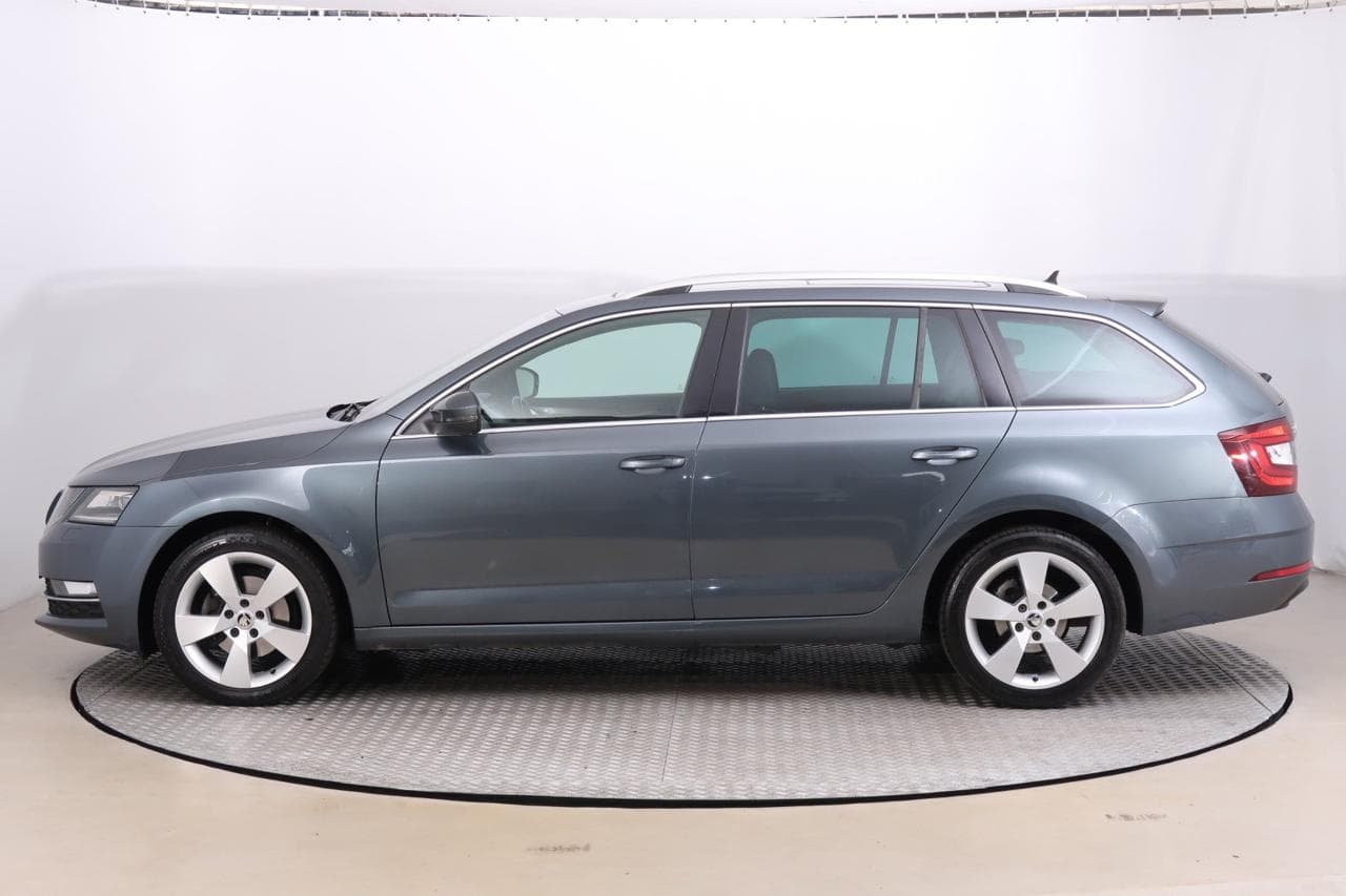 2020 Škoda Octavia - 7