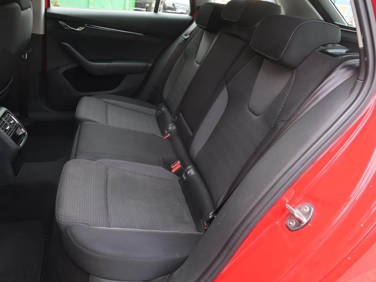 2020 Škoda Octavia - 29