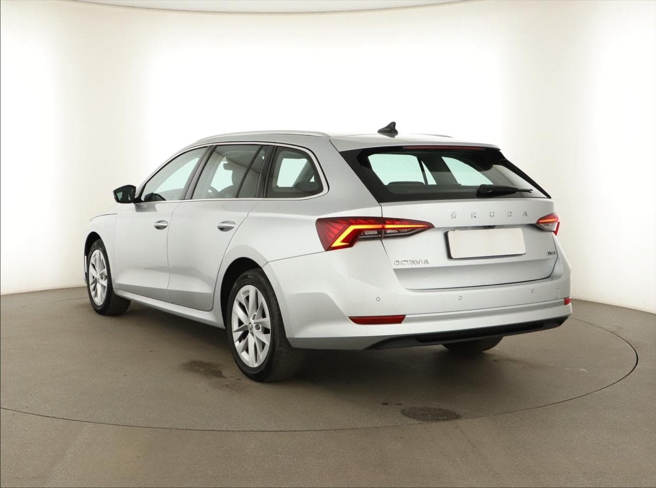 2021 Škoda Octavia - 5