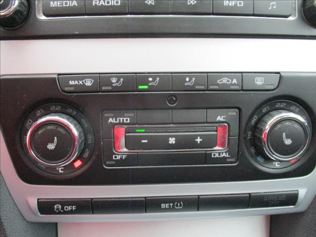 2011 Škoda OCTAVIA - 17