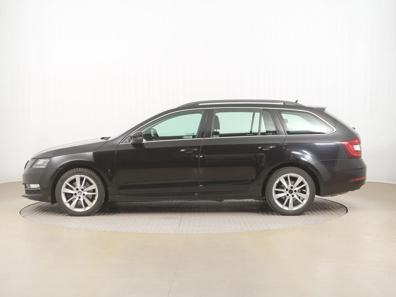 2019 Škoda OCTAVIA - 4