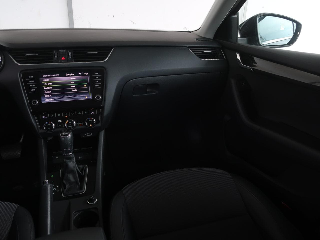 2019 Škoda OCTAVIA - 11