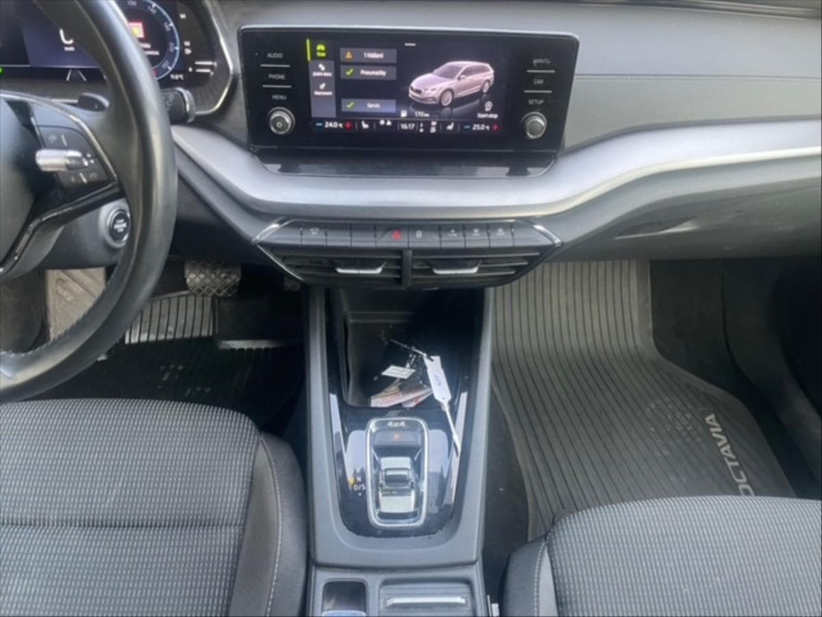 2021 Škoda OCTAVIA - 10