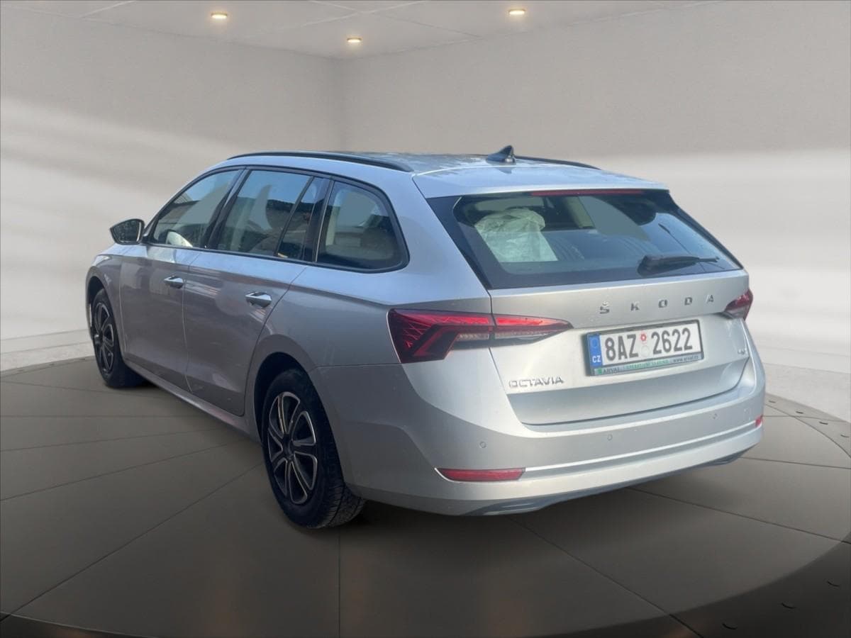 2021 Škoda OCTAVIA - 4
