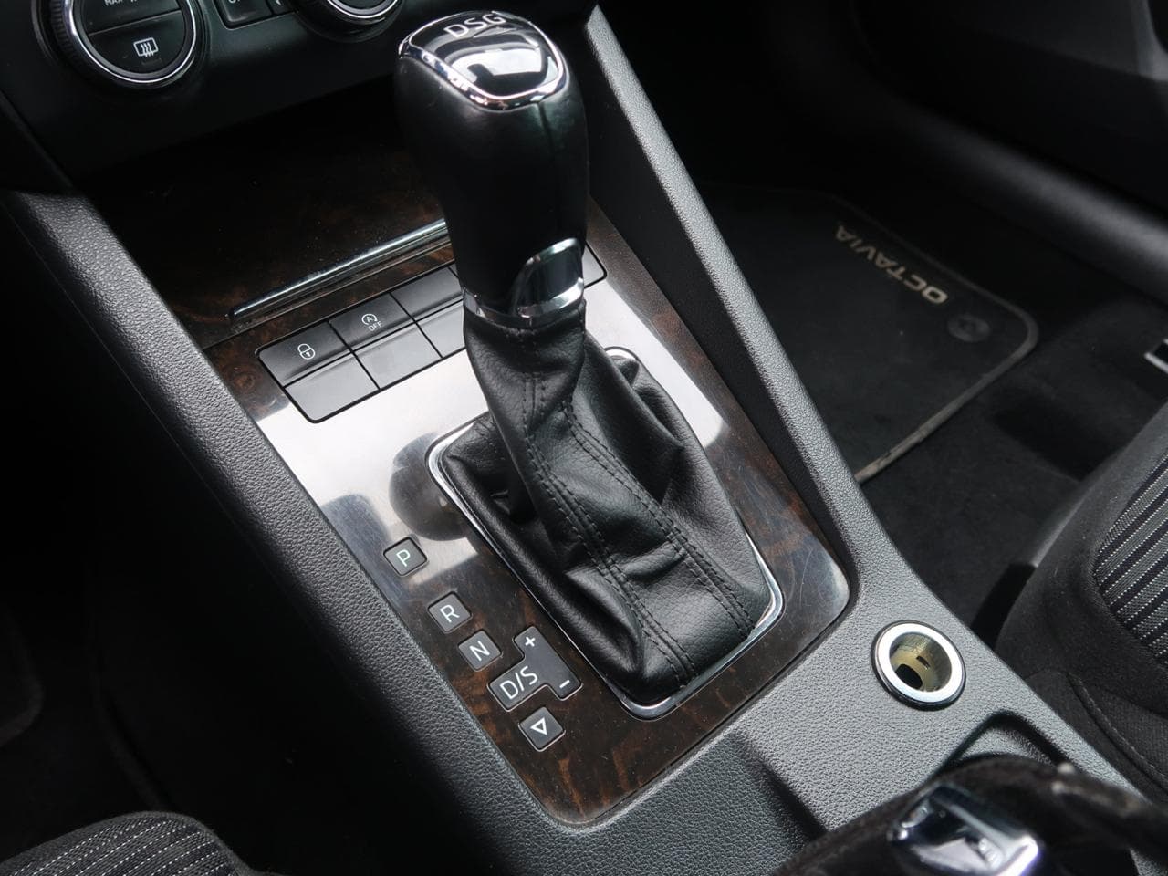 2014 Škoda OCTAVIA - 19