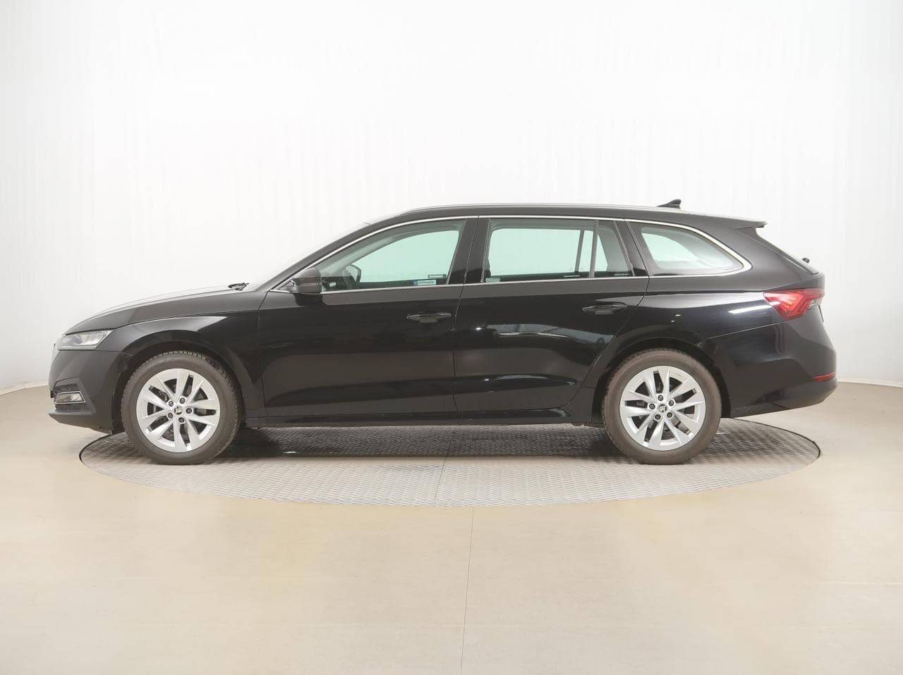 2024 Škoda OCTAVIA - 4