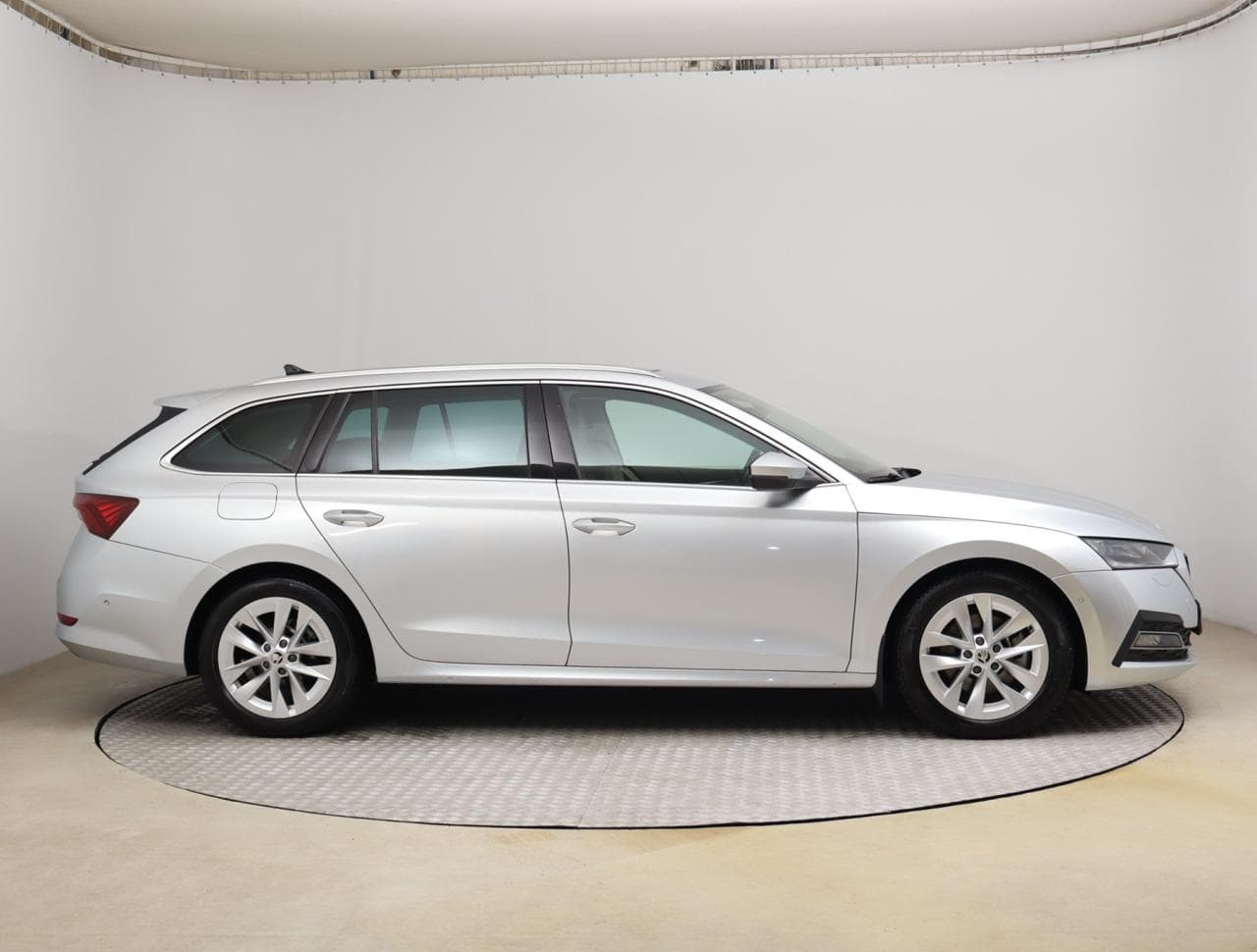 2020 Škoda OCTAVIA - 8