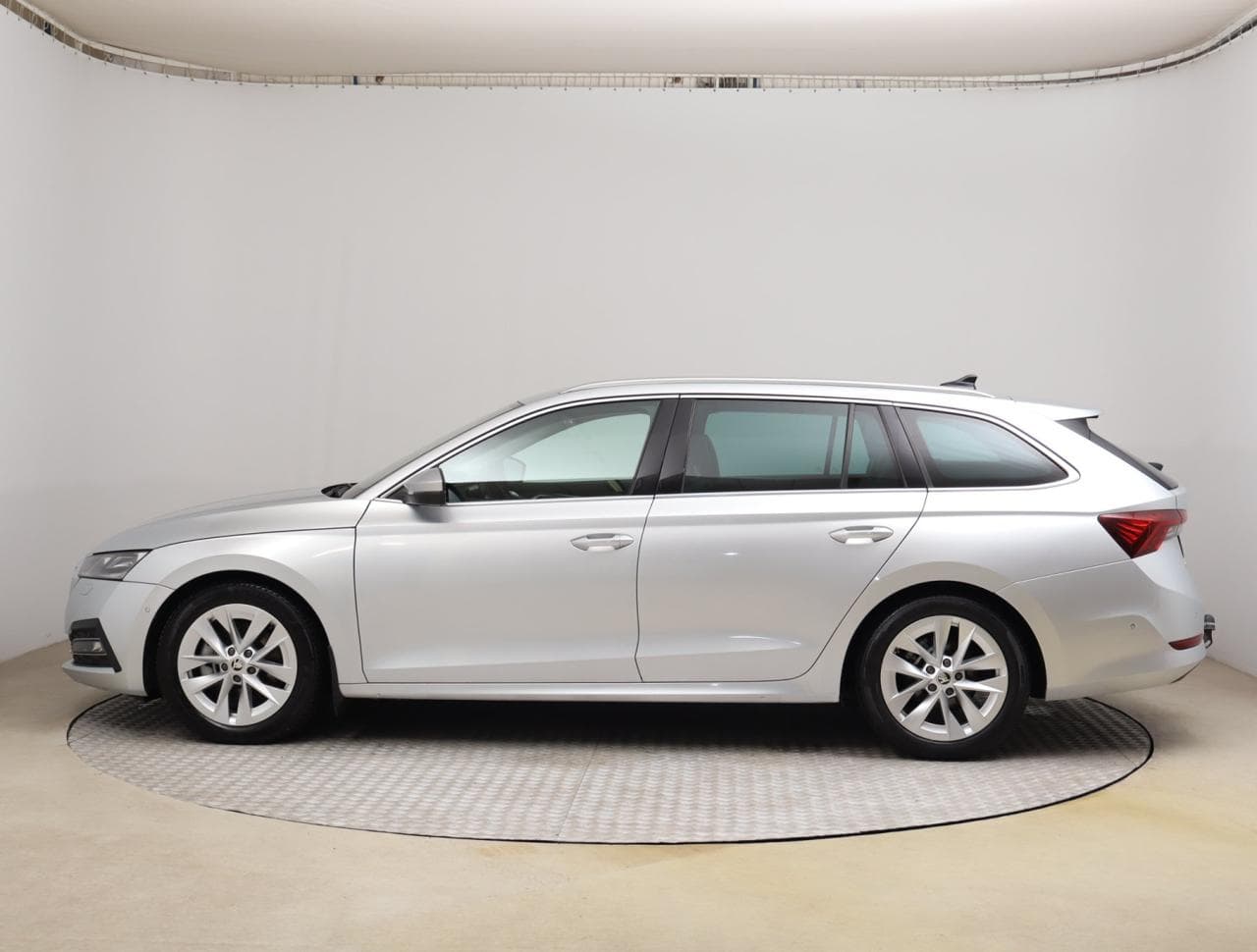 2020 Škoda OCTAVIA - 4