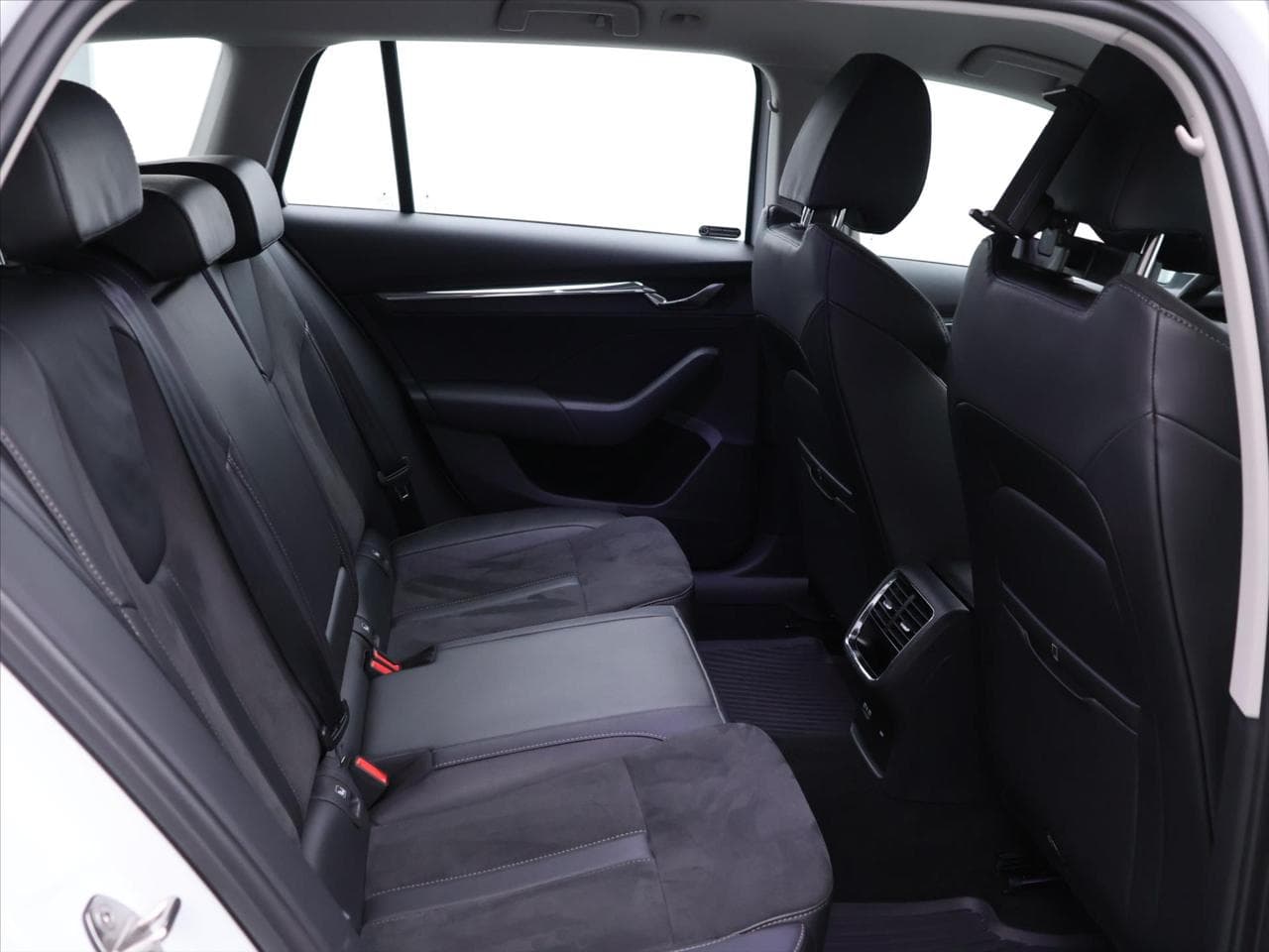 2022 Škoda OCTAVIA - 16