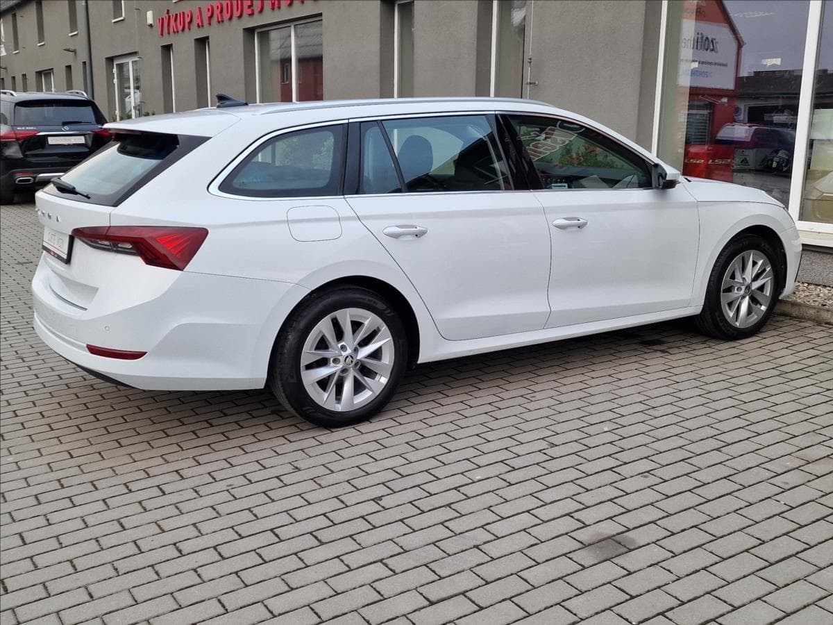 2023 Škoda OCTAVIA - 11