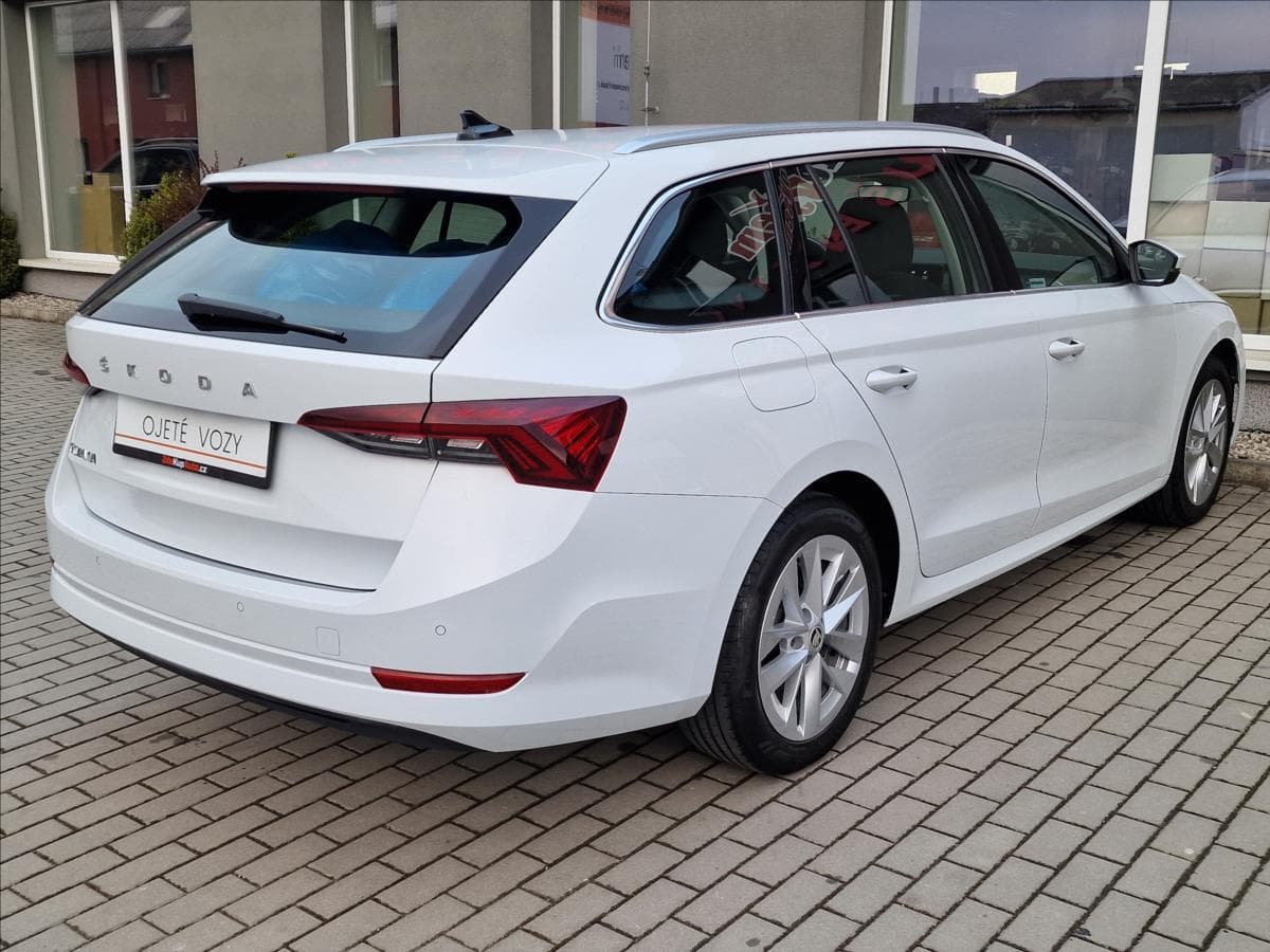 2023 Škoda OCTAVIA - 10