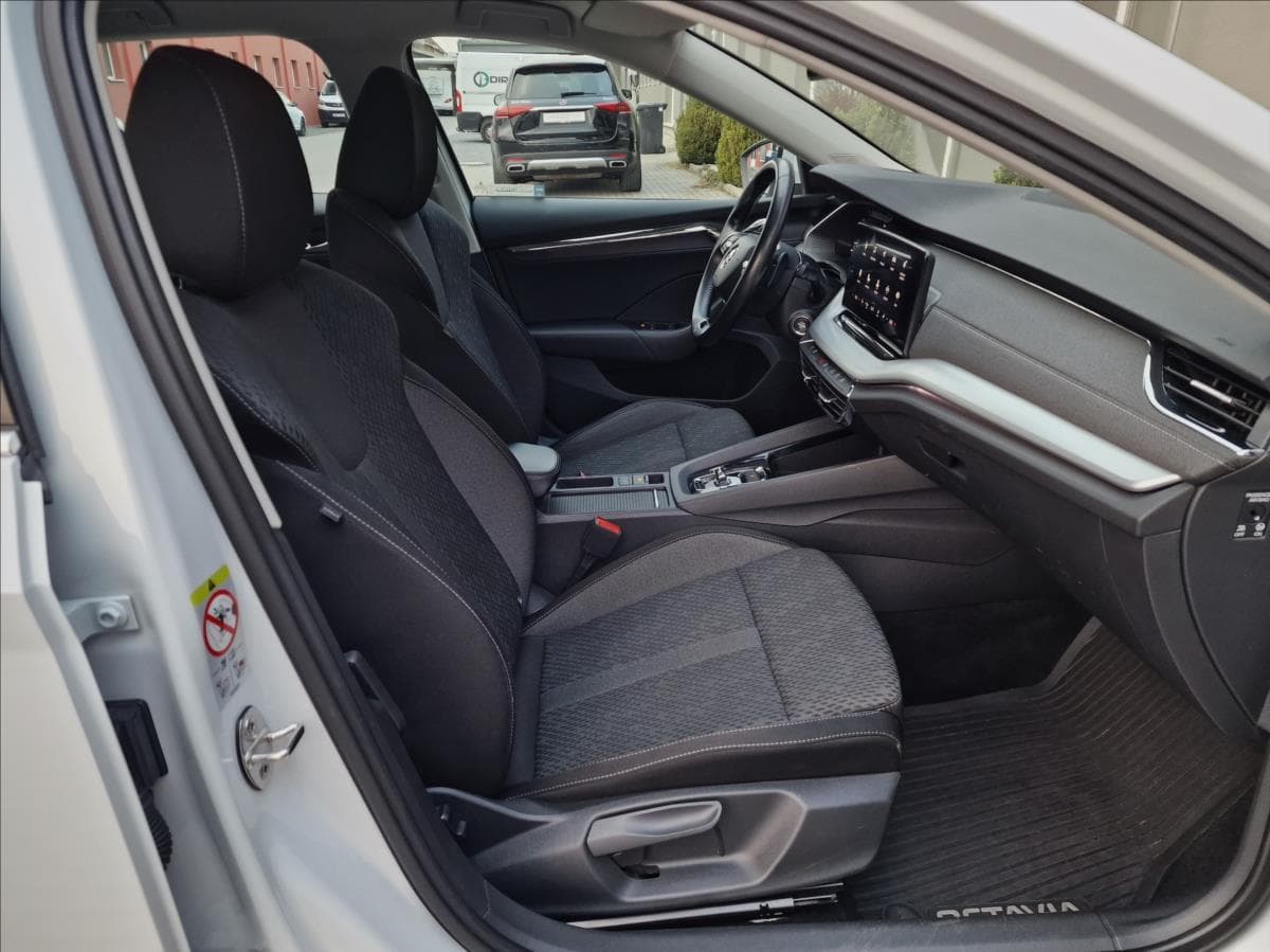 2023 Škoda OCTAVIA - 14