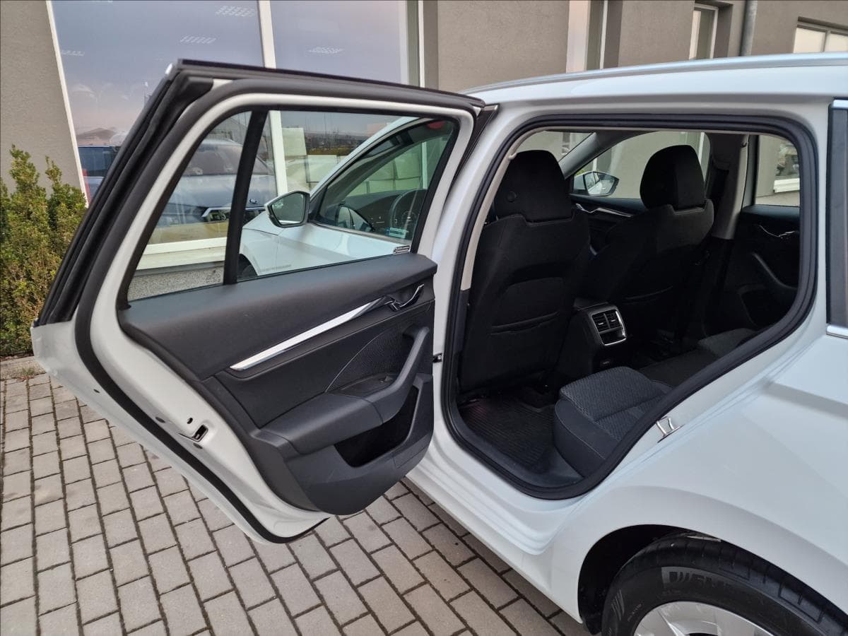 2023 Škoda OCTAVIA - 18