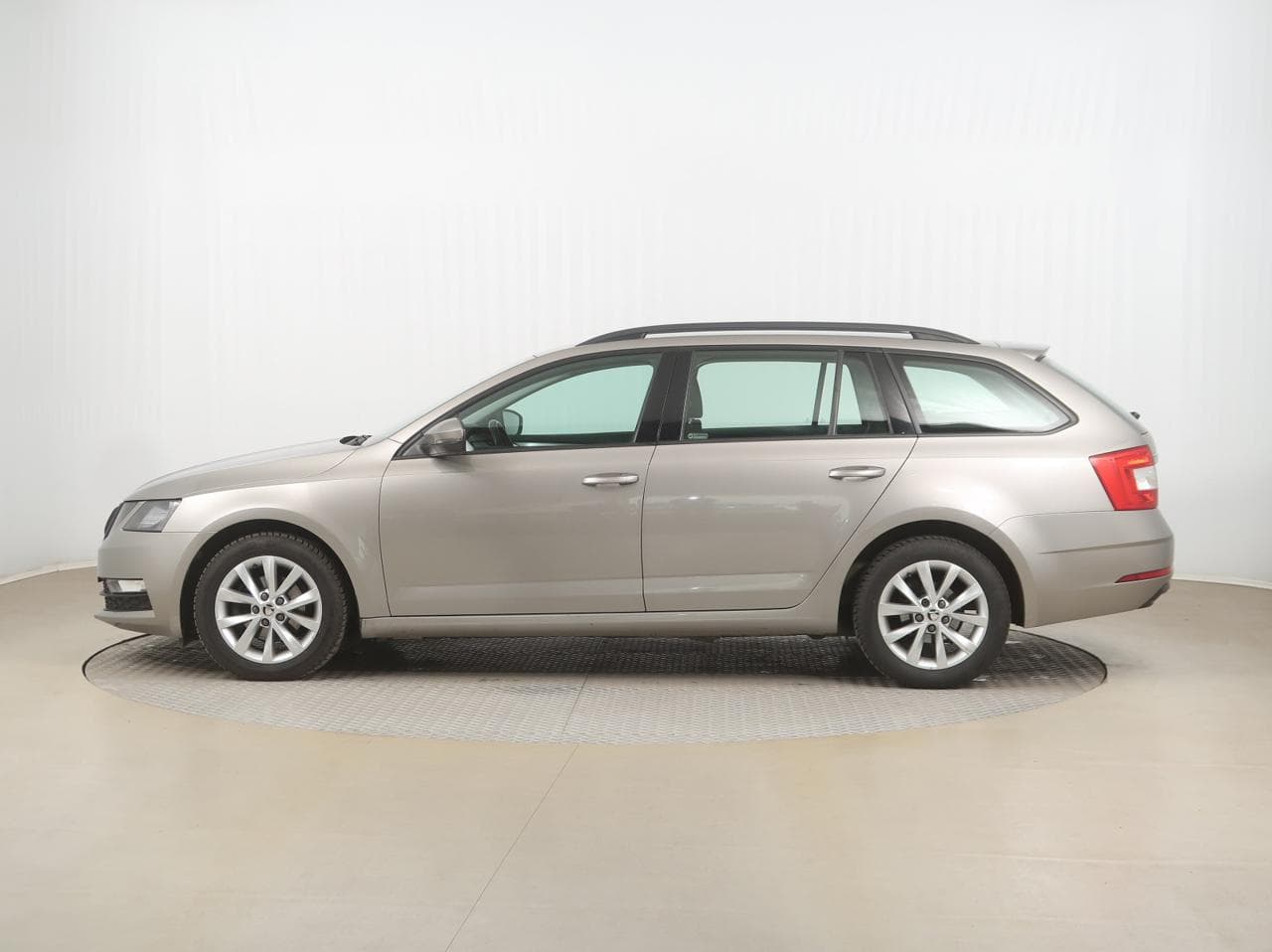 2018 Škoda OCTAVIA - 4