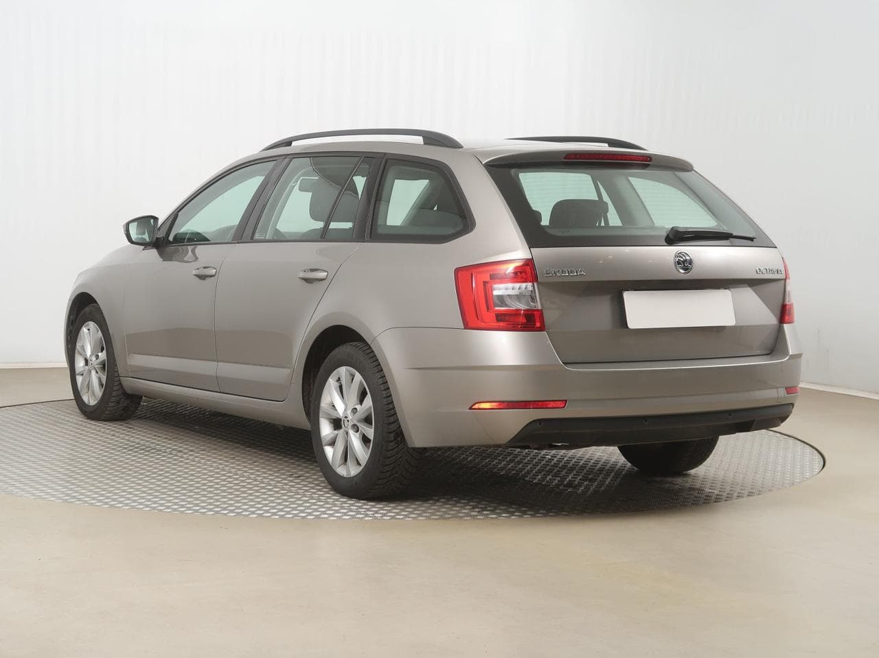 2018 Škoda OCTAVIA - 5