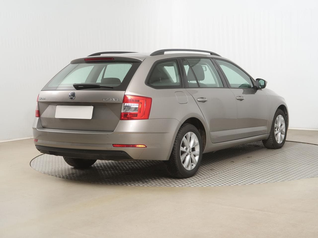2018 Škoda OCTAVIA - 7