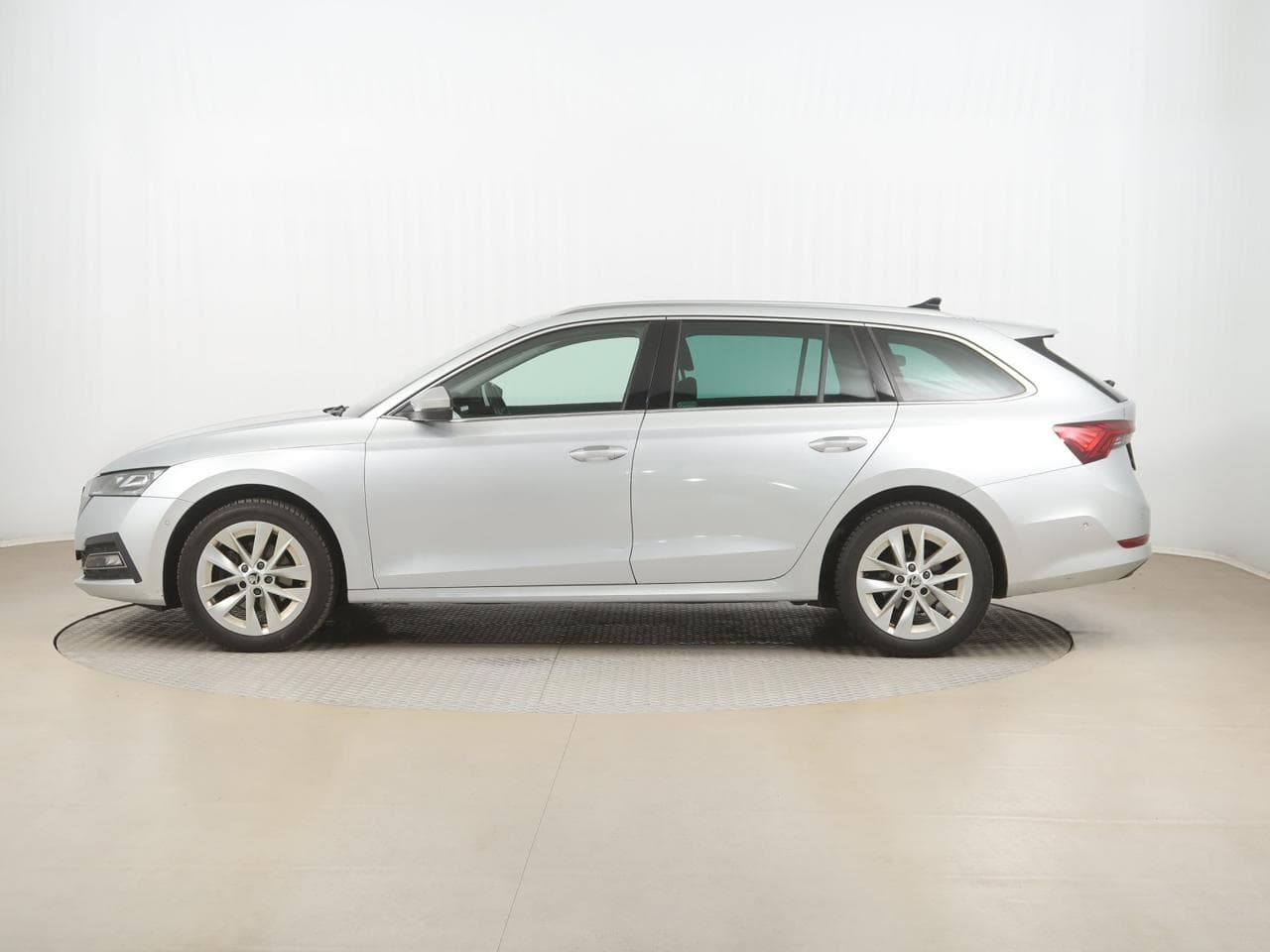 2022 Škoda OCTAVIA - 4