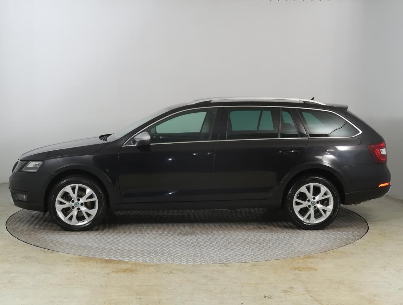 2018 Škoda OCTAVIA - 4