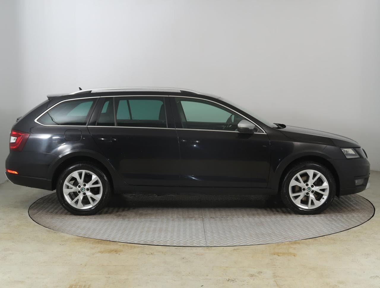 2018 Škoda OCTAVIA - 8