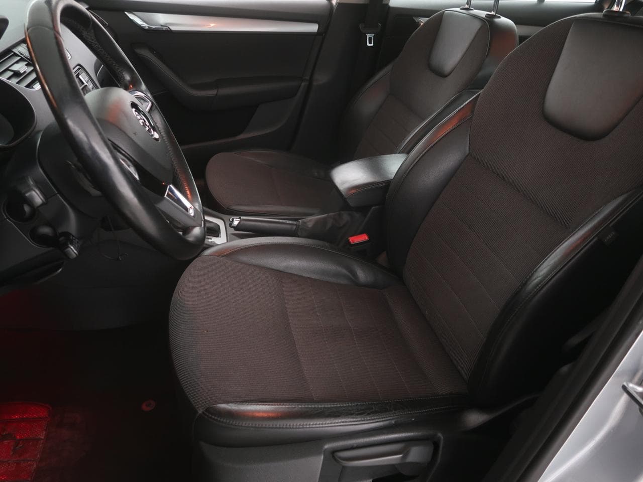 2014 Škoda OCTAVIA - 16
