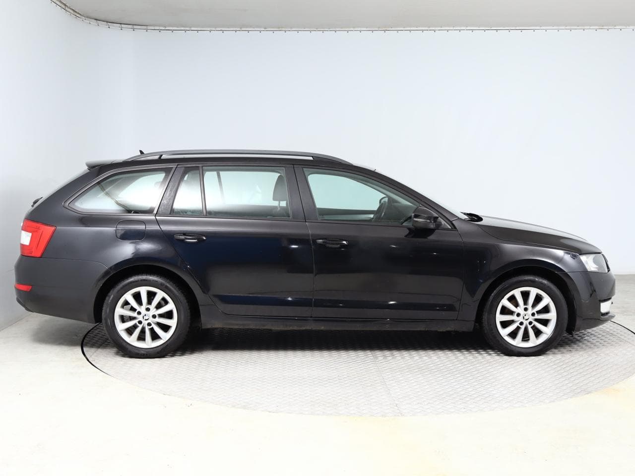 2015 Škoda OCTAVIA - 8