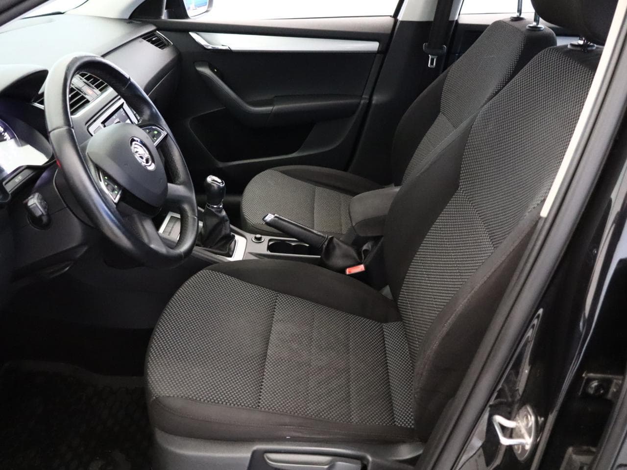 2015 Škoda OCTAVIA - 14