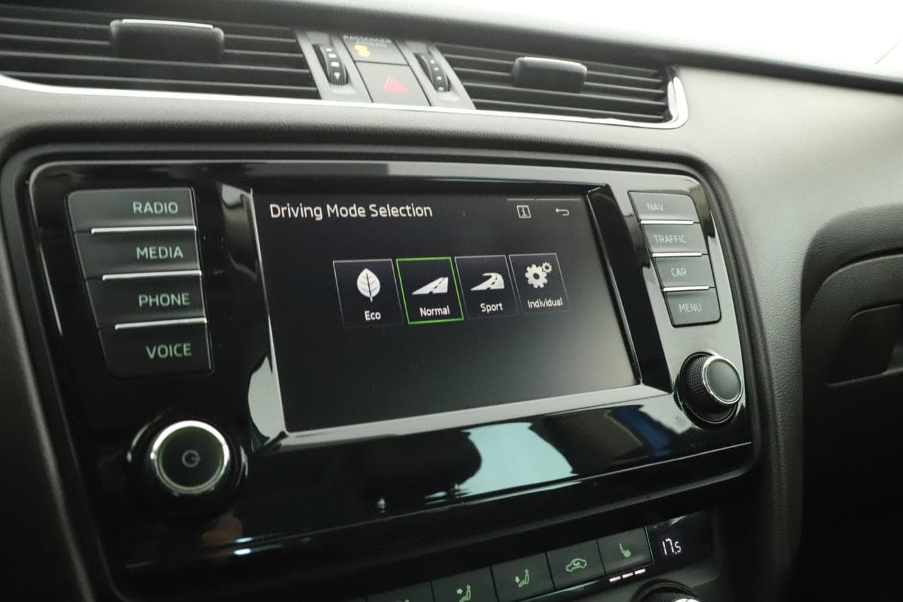 2015 Škoda OCTAVIA - 20