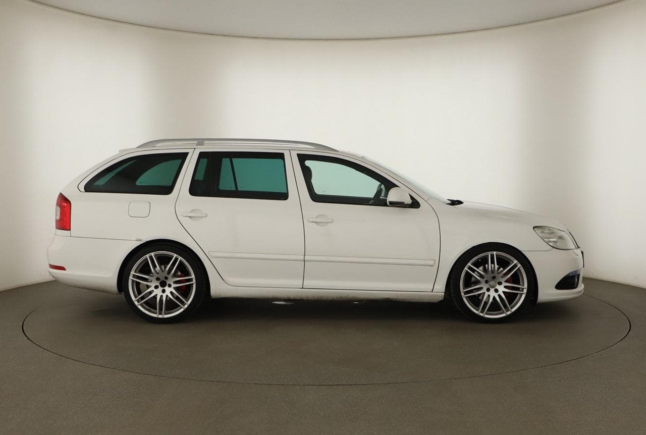 2011 Škoda OCTAVIA - 13