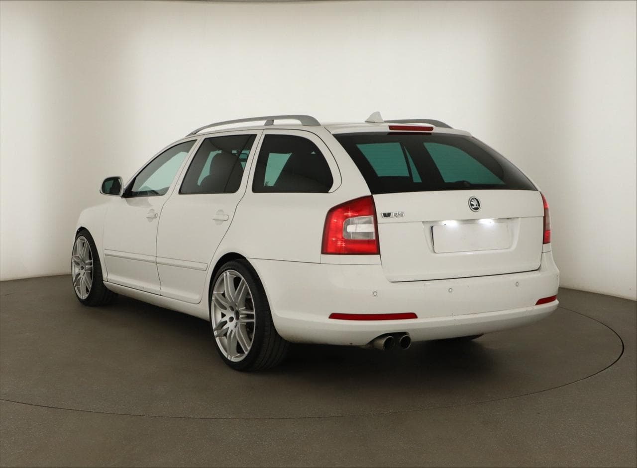 2011 Škoda OCTAVIA - 7