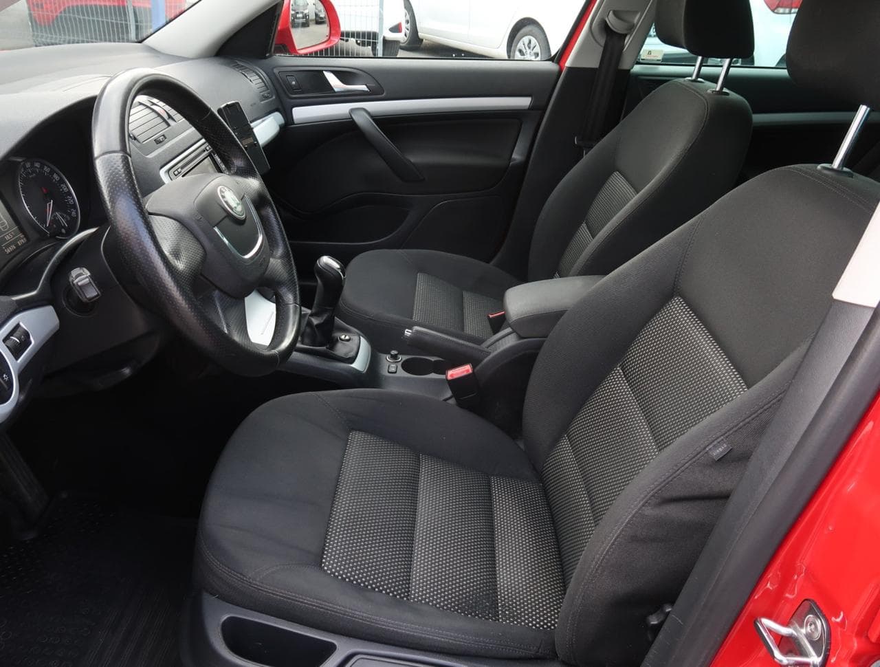 2011 Škoda OCTAVIA - 16
