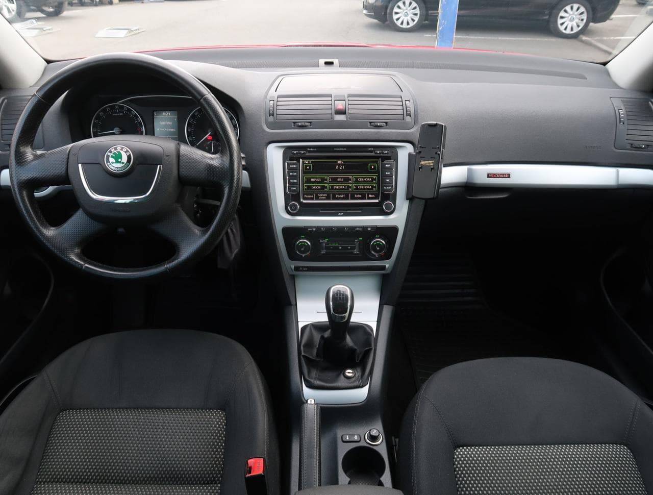 2011 Škoda OCTAVIA - 10