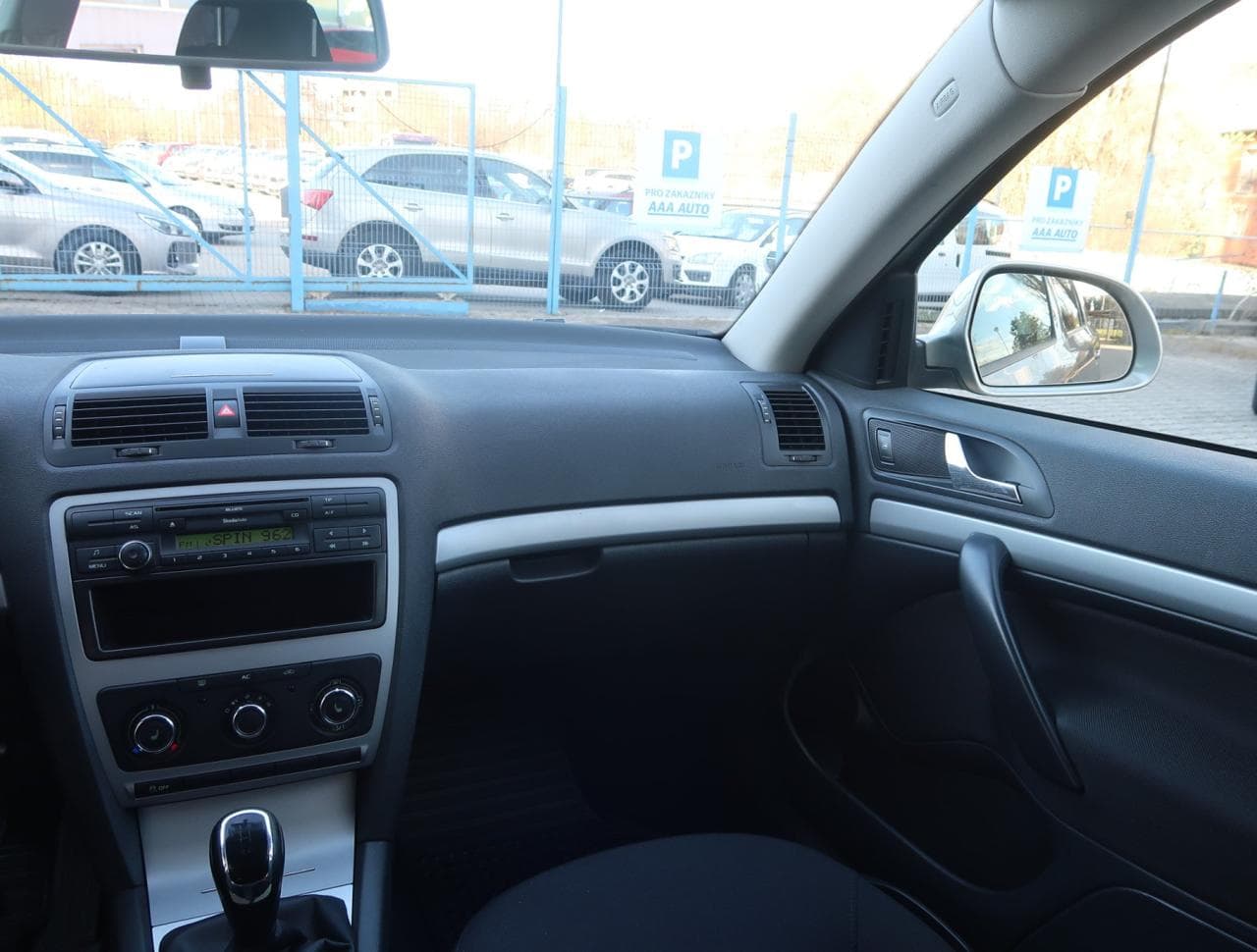 2013 Škoda OCTAVIA - 11