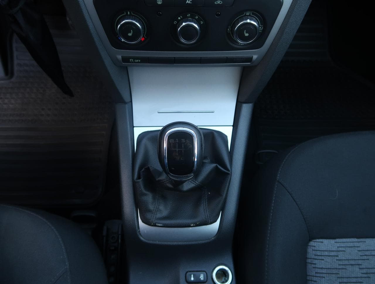 2013 Škoda OCTAVIA - 19