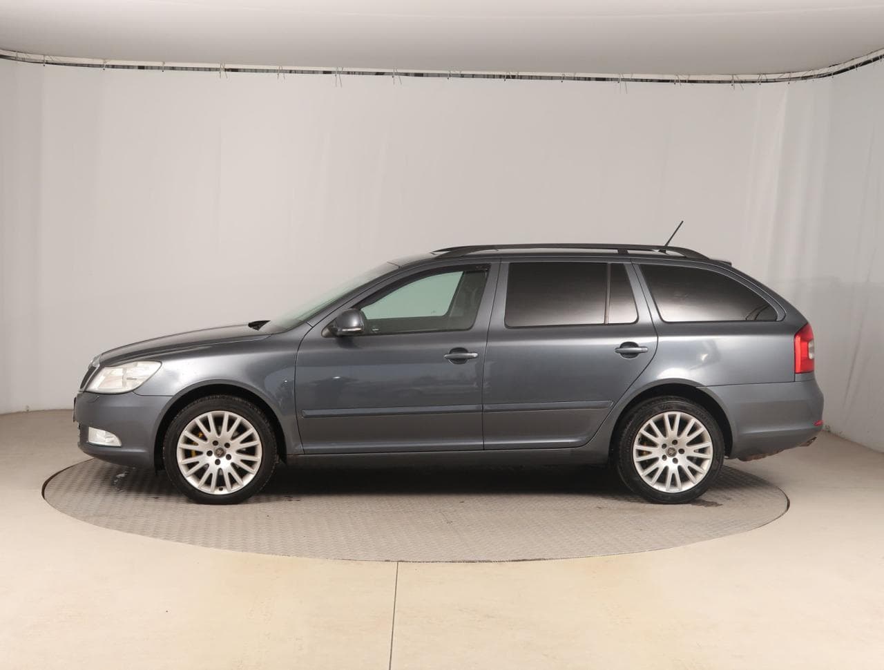 2010 Škoda OCTAVIA - 4