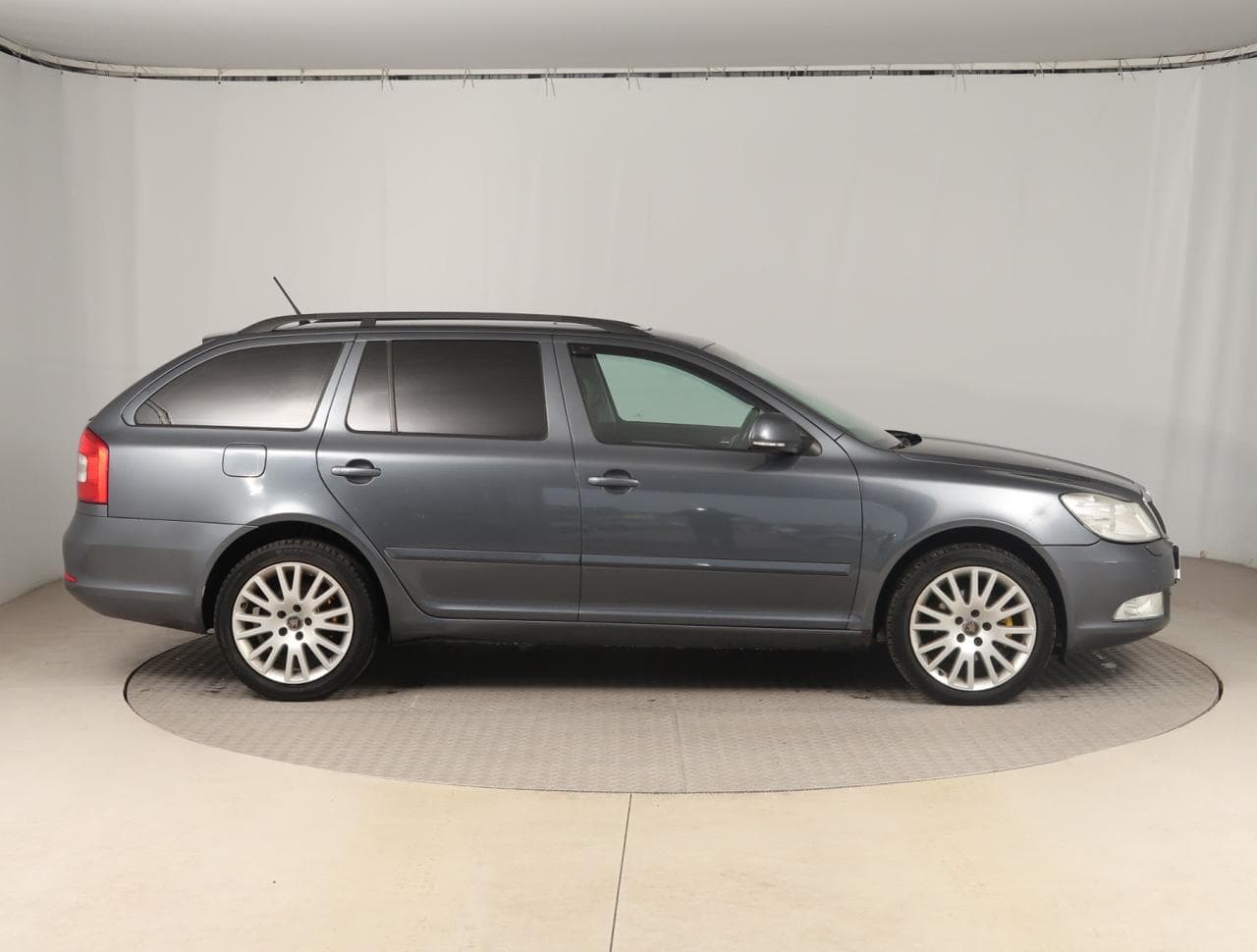 2010 Škoda OCTAVIA - 8