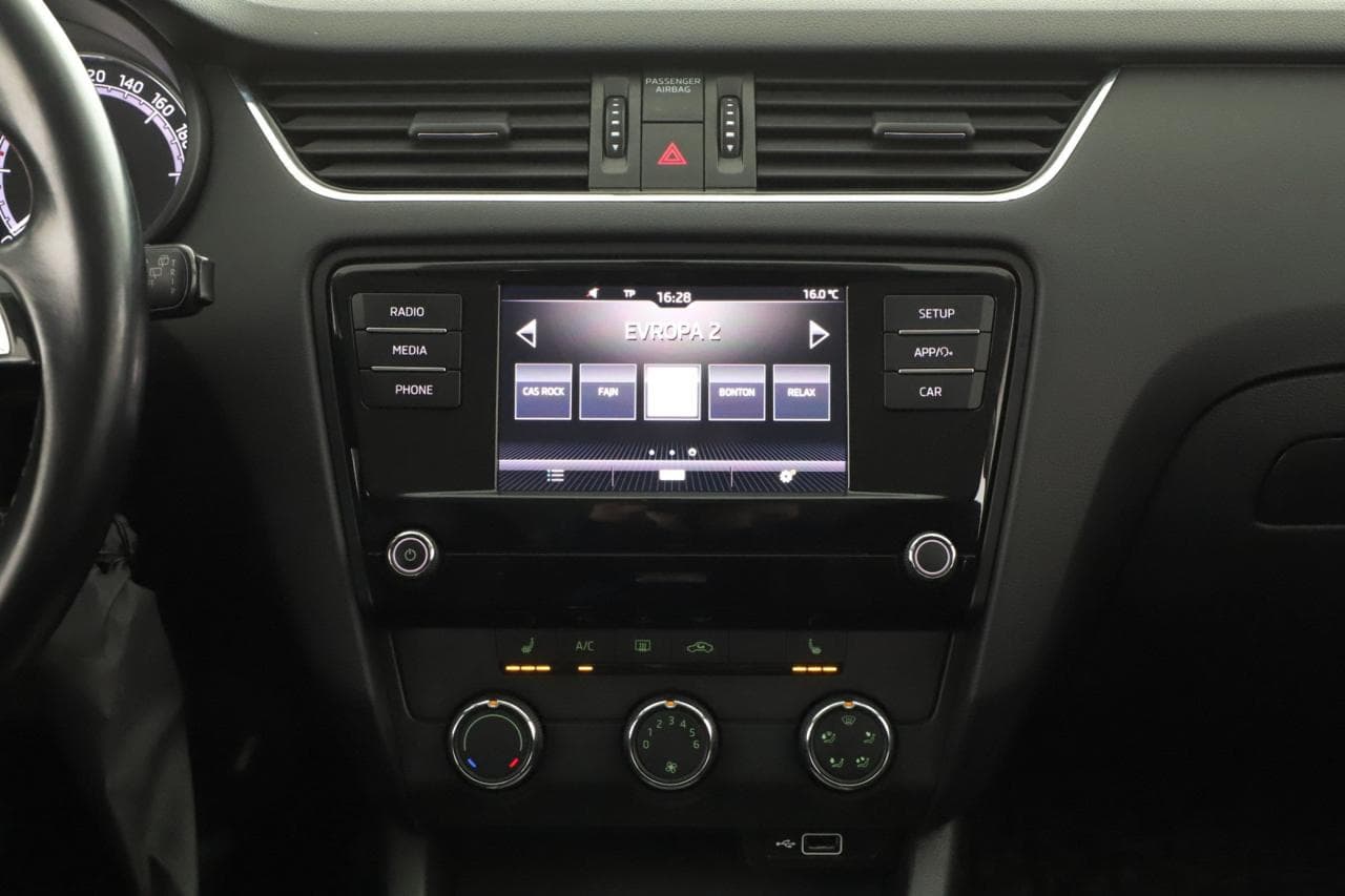 2018 Škoda OCTAVIA - 14