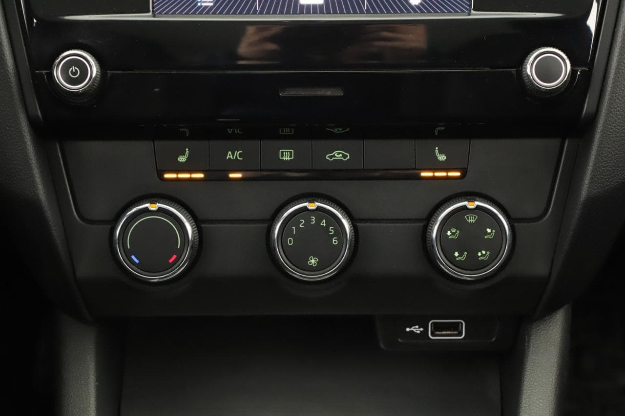 2018 Škoda OCTAVIA - 19