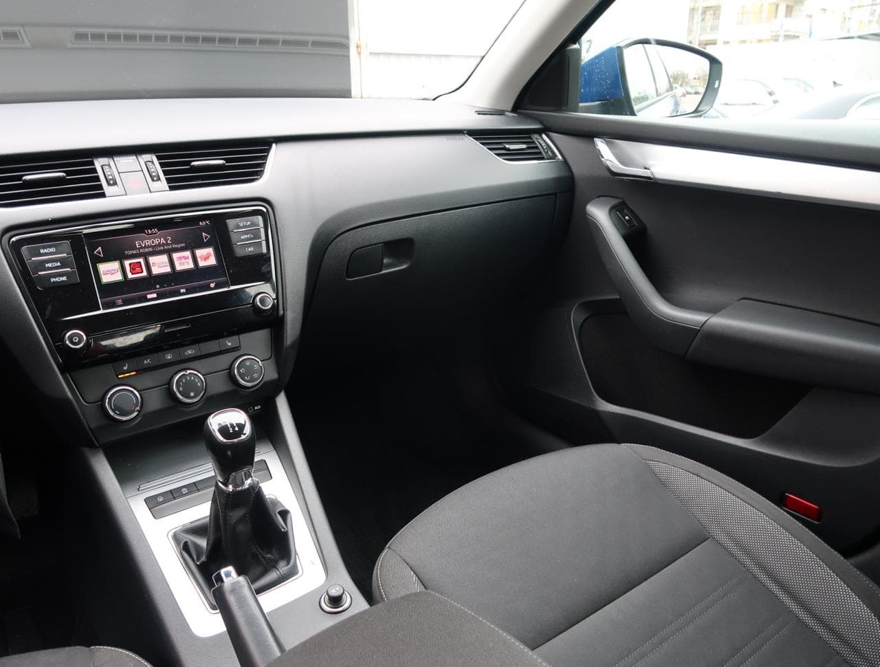 2017 Škoda OCTAVIA - 17