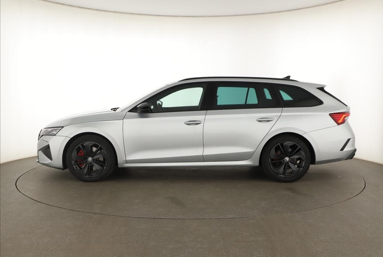 2024 Škoda OCTAVIA - 4