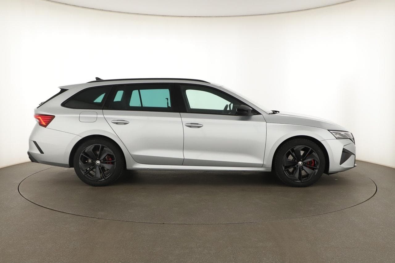 2024 Škoda OCTAVIA - 8