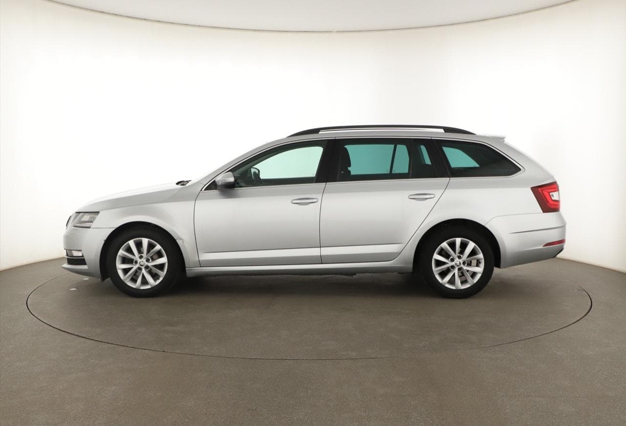 2018 Škoda OCTAVIA - 4